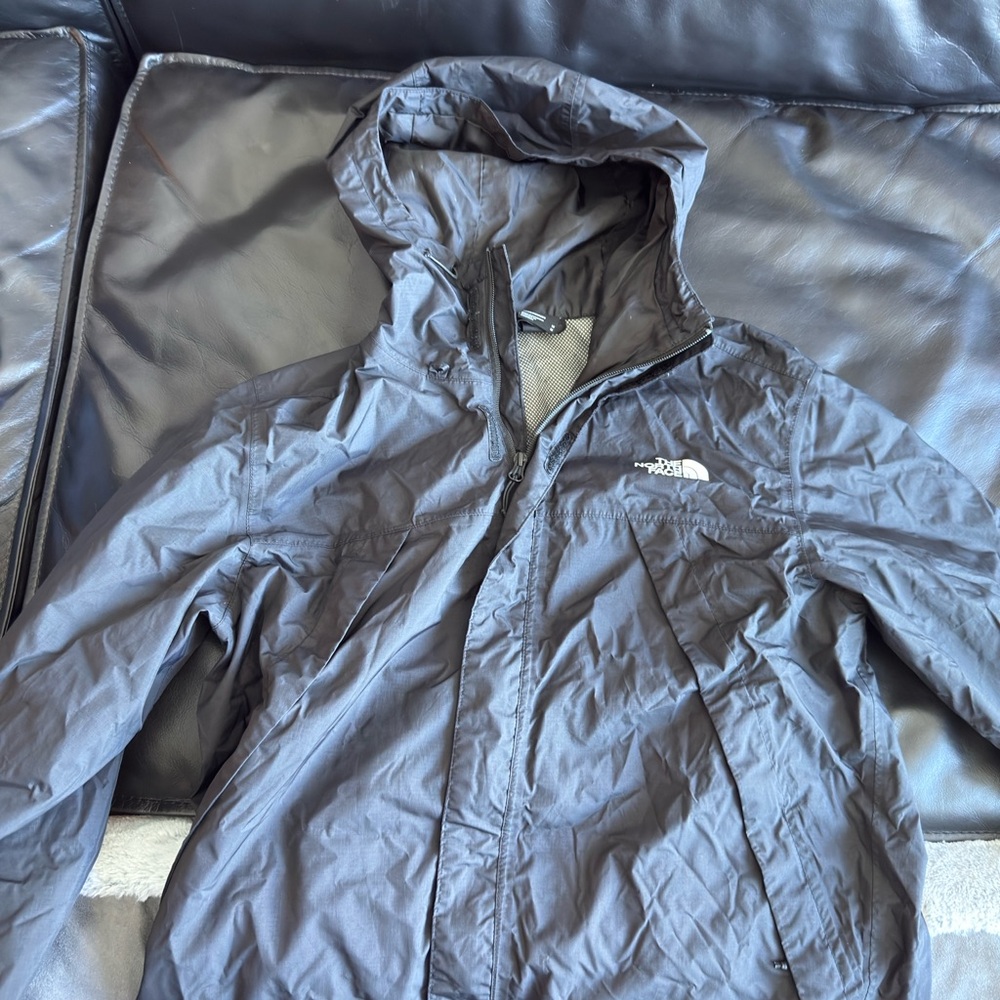 Men's Northface Rain Jacket Windbreaker M Antora
